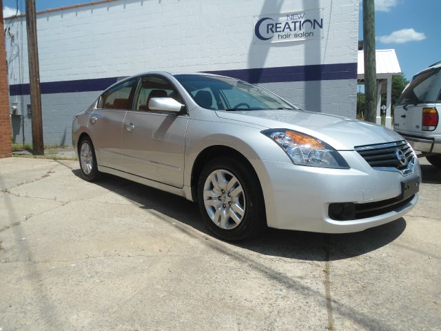 2009 Nissan Altima Pickupslt Quad Cab SWB 4WD 4x4 Truck