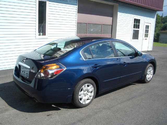 2009 Nissan Altima Pickupslt Quad Cab SWB 4WD 4x4 Truck