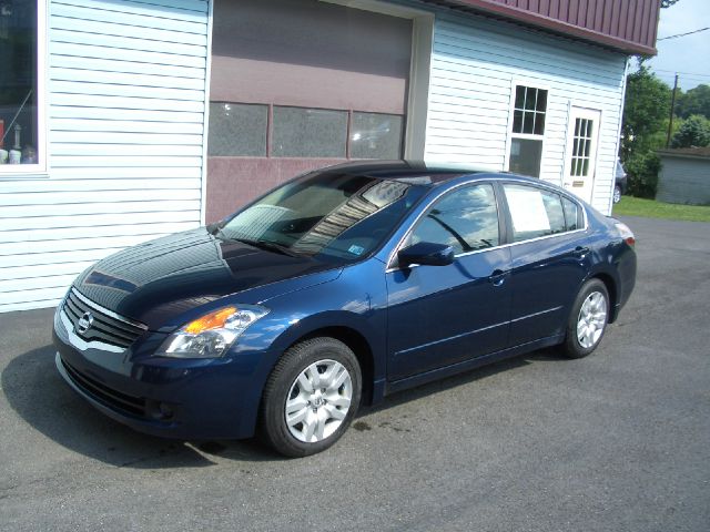 2009 Nissan Altima Pickupslt Quad Cab SWB 4WD 4x4 Truck