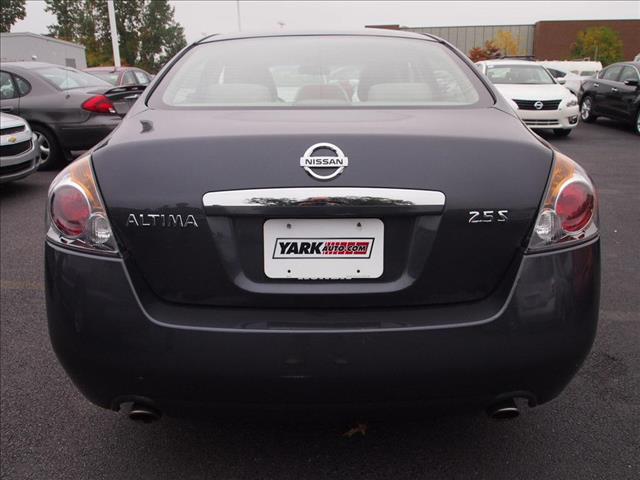 2009 Nissan Altima Pickupslt Quad Cab SWB 4WD 4x4 Truck