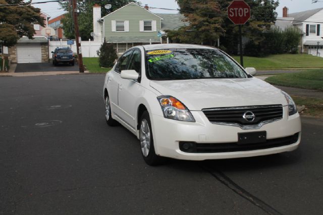 2009 Nissan Altima Pickupslt Quad Cab SWB 4WD 4x4 Truck