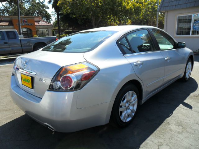 2009 Nissan Altima Pickupslt Quad Cab SWB 4WD 4x4 Truck