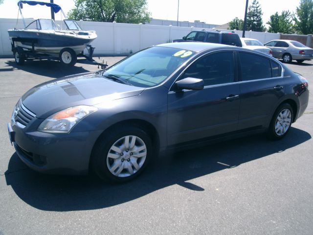 2009 Nissan Altima Pickupslt Quad Cab SWB 4WD 4x4 Truck