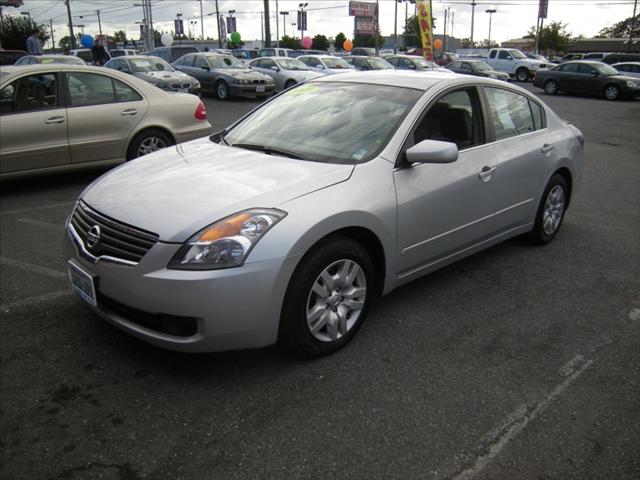 2009 Nissan Altima Unknown