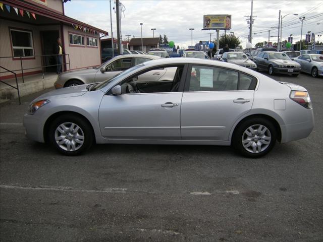 2009 Nissan Altima Unknown