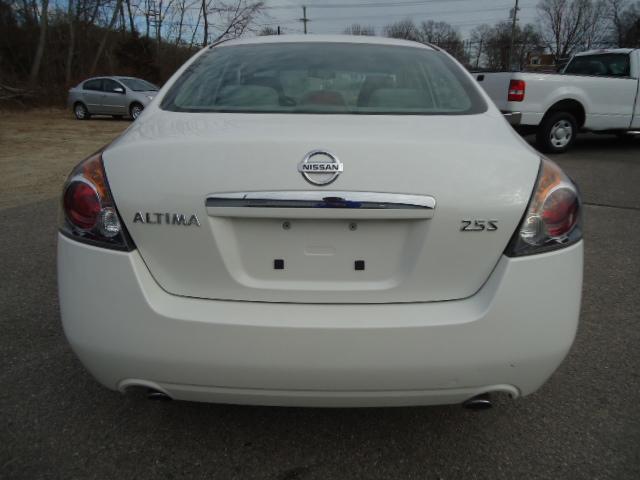 2009 Nissan Altima Pickupslt Quad Cab SWB 4WD 4x4 Truck