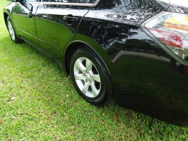 2009 Nissan Altima Pickupslt Quad Cab SWB 4WD 4x4 Truck