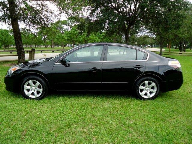 2009 Nissan Altima Pickupslt Quad Cab SWB 4WD 4x4 Truck