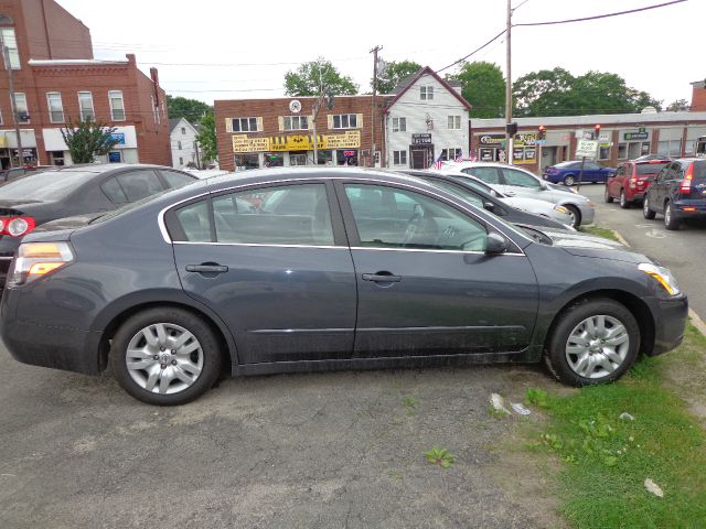 2010 Nissan Altima Pickupslt Quad Cab SWB 4WD 4x4 Truck