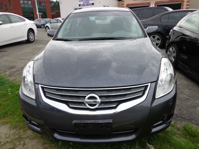 2010 Nissan Altima Pickupslt Quad Cab SWB 4WD 4x4 Truck