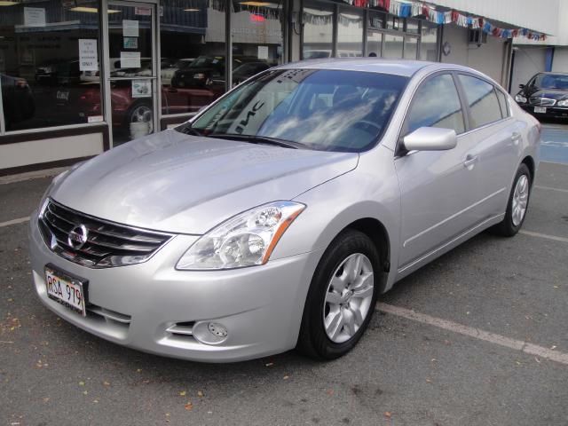 2010 Nissan Altima GS-R