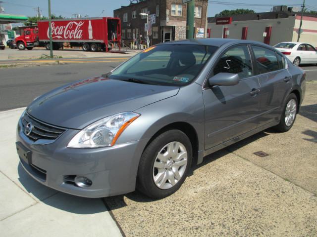 2010 Nissan Altima 2WD Crew Cab 140.5 Laramie