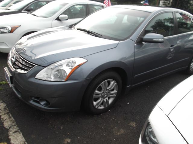 2010 Nissan Altima Pickupslt Quad Cab SWB 4WD 4x4 Truck