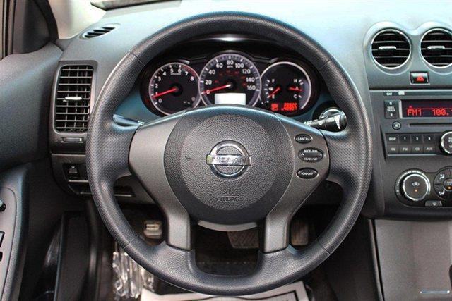 2010 Nissan Altima 15