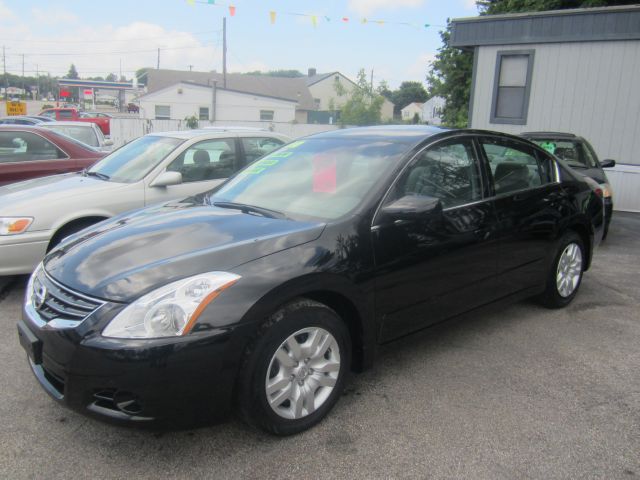 2010 Nissan Altima Pickupslt Quad Cab SWB 4WD 4x4 Truck