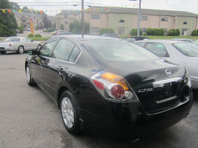 2010 Nissan Altima Pickupslt Quad Cab SWB 4WD 4x4 Truck