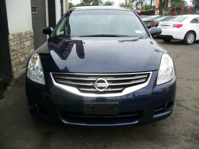 2010 Nissan Altima Pickupslt Quad Cab SWB 4WD 4x4 Truck