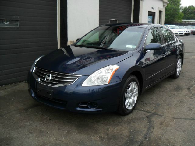 2010 Nissan Altima Pickupslt Quad Cab SWB 4WD 4x4 Truck