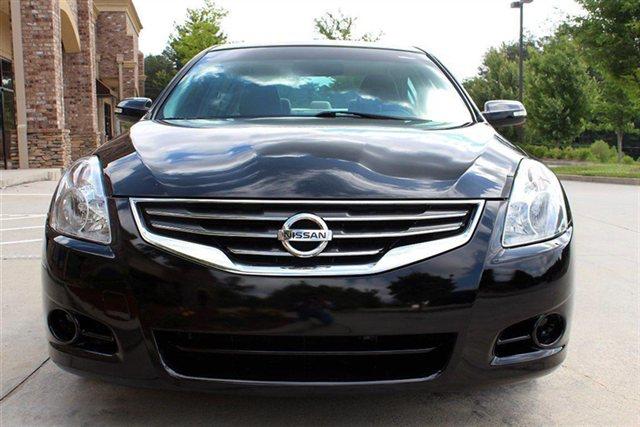 2010 Nissan Altima Sunroof - Chrome At Redbank