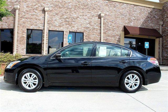 2010 Nissan Altima Sunroof - Chrome At Redbank