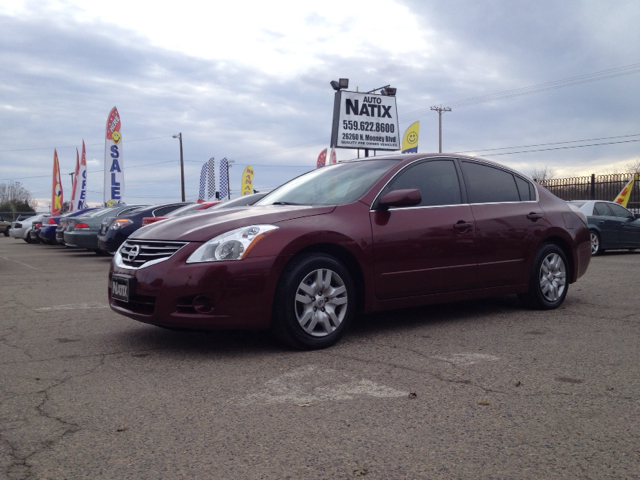 2010 Nissan Altima Pickupslt Quad Cab SWB 4WD 4x4 Truck