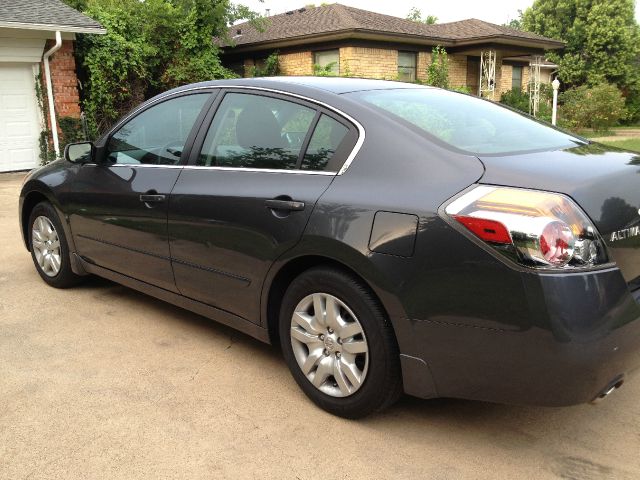 2010 Nissan Altima Pickupslt Quad Cab SWB 4WD 4x4 Truck