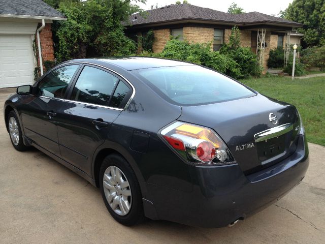 2010 Nissan Altima Pickupslt Quad Cab SWB 4WD 4x4 Truck