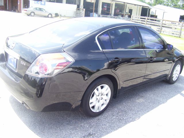 2010 Nissan Altima Pickupslt Quad Cab SWB 4WD 4x4 Truck