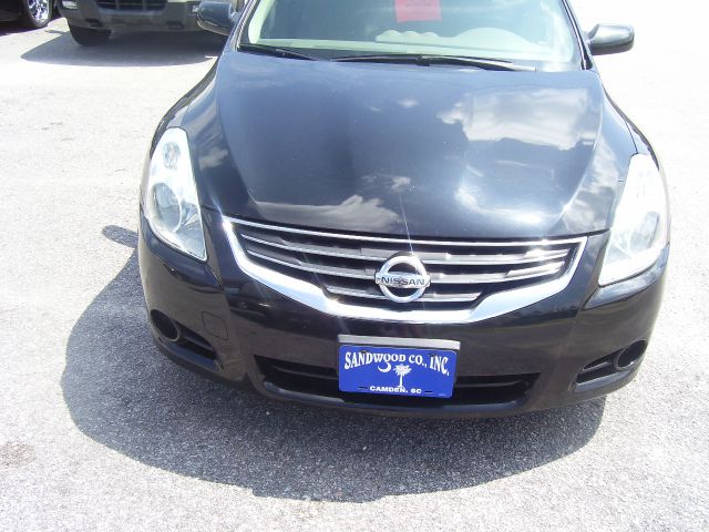 2010 Nissan Altima Pickupslt Quad Cab SWB 4WD 4x4 Truck