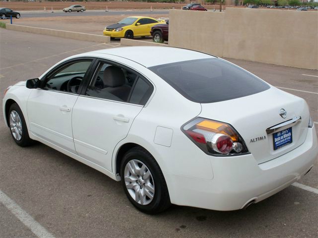 2010 Nissan Altima GS-R