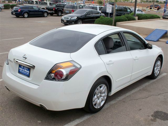 2010 Nissan Altima GS-R