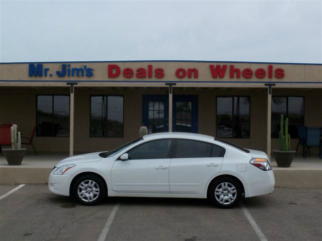 2010 Nissan Altima GS-R