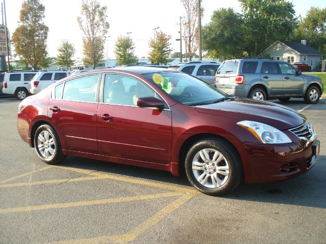 2010 Nissan Altima Pickupslt Quad Cab SWB 4WD 4x4 Truck