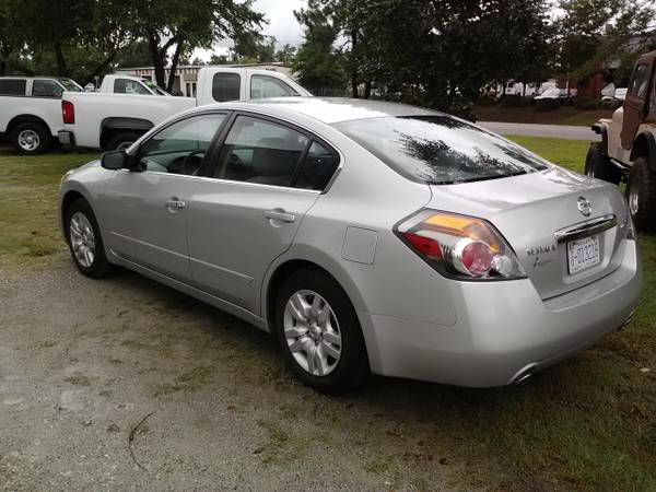 2010 Nissan Altima Pickupslt Quad Cab SWB 4WD 4x4 Truck