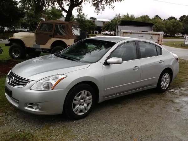 2010 Nissan Altima Pickupslt Quad Cab SWB 4WD 4x4 Truck