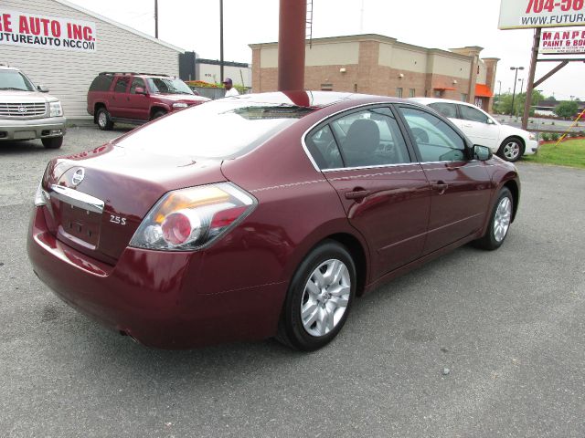 2010 Nissan Altima Pickupslt Quad Cab SWB 4WD 4x4 Truck