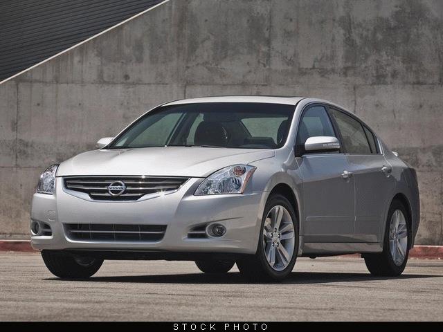 2010 Nissan Altima 2dr Auto S