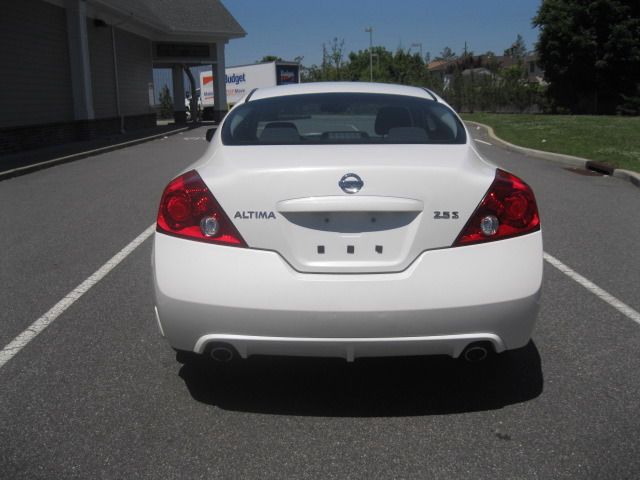 2010 Nissan Altima C/k1500 2WD Extended Cab