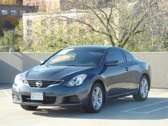 2010 Nissan Altima Reg. Cab Long Bed W. Tool Boxe