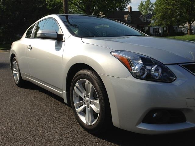 2010 Nissan Altima Pickupslt Quad Cab SWB 4WD 4x4 Truck