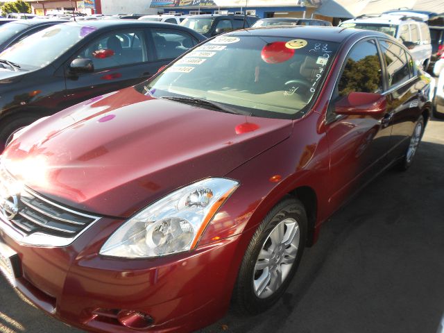 2010 Nissan Altima Pickupslt Quad Cab SWB 4WD 4x4 Truck