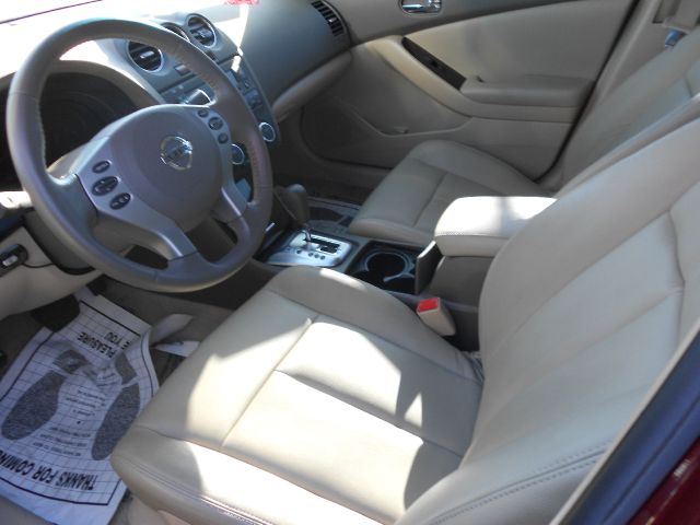 2010 Nissan Altima Pickupslt Quad Cab SWB 4WD 4x4 Truck