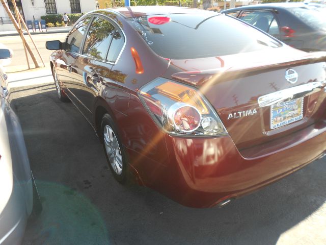 2010 Nissan Altima Pickupslt Quad Cab SWB 4WD 4x4 Truck