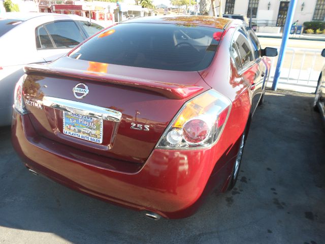 2010 Nissan Altima Pickupslt Quad Cab SWB 4WD 4x4 Truck