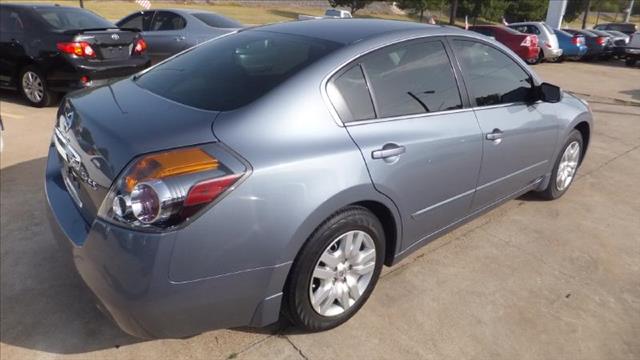 2010 Nissan Altima Mountaineer