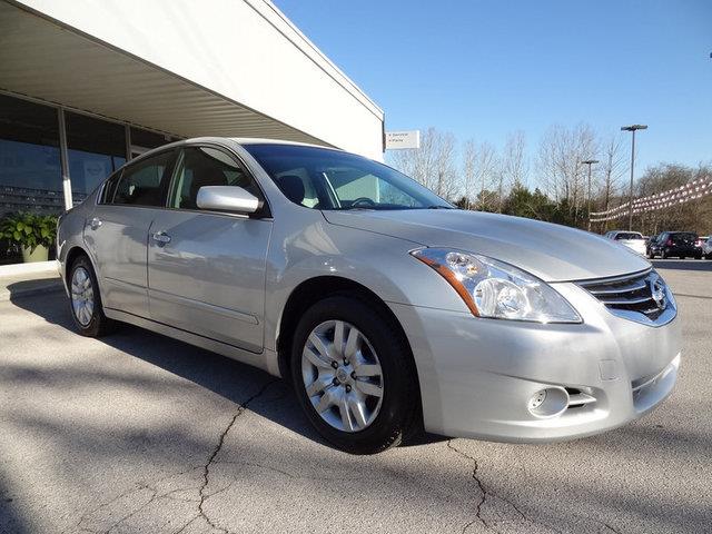 2010 Nissan Altima Mountaineer