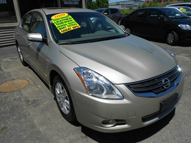 2010 Nissan Altima Pickupslt Quad Cab SWB 4WD 4x4 Truck