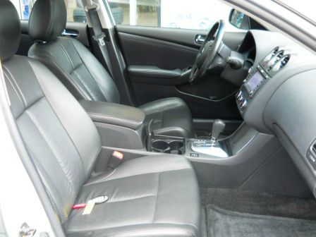 2010 Nissan Altima SLT Quad Cab 2WD