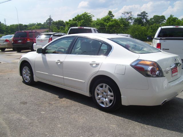 2010 Nissan Altima Pickupslt Quad Cab SWB 4WD 4x4 Truck