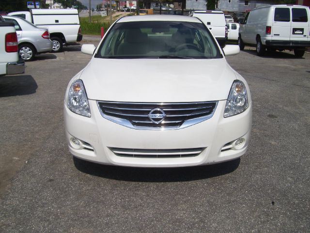 2010 Nissan Altima Pickupslt Quad Cab SWB 4WD 4x4 Truck